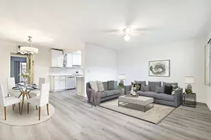 1038 Cambridge, Deerfield Beach, FL 33442 - Photo 2