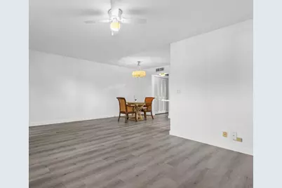 1038 Cambridge, Deerfield Beach, FL 33442 - Photo 10