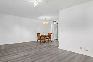 1038 Cambridge, Deerfield Beach, FL 33442 - Photo 10