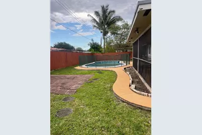 7819 NW 40th Street, Coral Springs, FL 33065 - Photo 2
