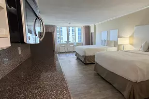 19201 Collins Ave, Sunny Isles Beach, FL 33160 - Photo 10