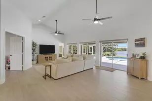 550 SE Ashley Oaks Way, Stuart, FL 34997 - Photo 8