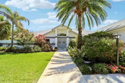 550 SE Ashley Oaks Way, Stuart, FL 34997 - Photo 4