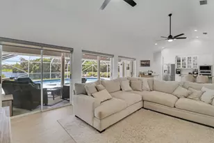 550 SE Ashley Oaks Way, Stuart, FL 34997 - Photo 10