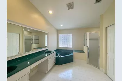 2425 Pigeon Cay, West Palm Beach, FL 33411 - Photo 14