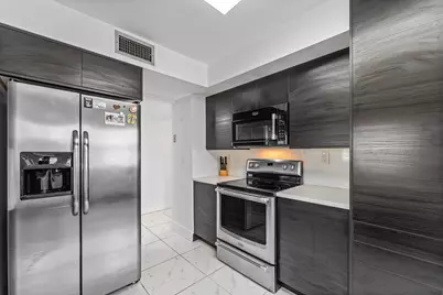 6614 Villa Sonrisa Drive #123, Boca Raton, FL 33433 - Photo 8