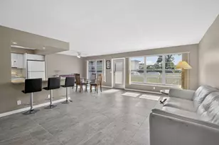 105 Greenbrier C, West Palm Beach, FL 33417 - Photo 8