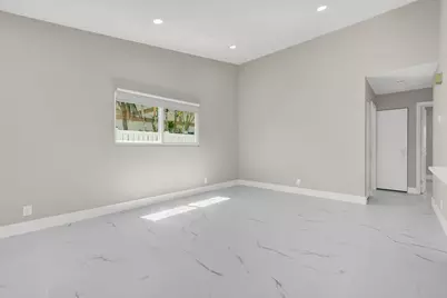 23392 Country Club Drive E, Boca Raton, FL 33428 - Photo 28