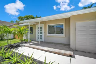 23392 E Country Club Dr Dr E, Boca Raton, FL 33428 - Photo 22