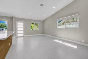 23392 E Country Club Dr Dr E, Boca Raton, FL 33428 - Photo 32