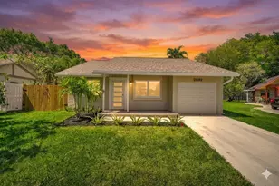 23392 Country Club Dr E, Boca Raton, FL 33428 - Photo 1
