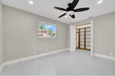 23392 E Country Club Dr Drive E, Boca Raton, FL 33428 - Photo 26
