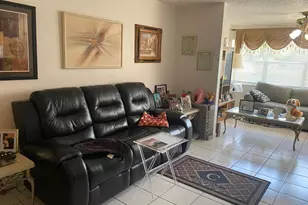 9821 Sunrise Lakes Blvd, Sunrise, FL 33322 - Photo 4