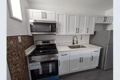 2861 NW 5th Street, Pompano Beach, FL 33069 - Photo 10