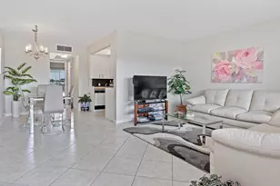 2905 Victoria Pl, Coconut Creek, FL 33066 - Photo 4
