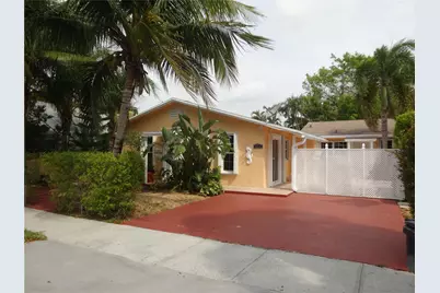 31 SE 13th Street #1-2, Dania Beach, FL 33004 - Photo 1