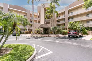 7558 Trent Dr, Tamarac, FL 33321 - Photo 22
