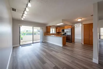 2101 NW 101st Terrace, Pembroke Pines, FL 33026 - Photo 12