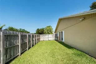2101 NW 101st Terrace, Pembroke Pines, FL 33026 - Photo 24