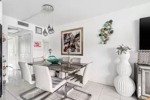 1012 Lincoln, Boca Raton, FL 33434 - Photo 4