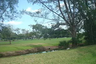 216 Par Dr, Royal Palm Beach, FL 33411 - Photo 18