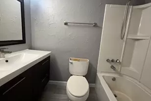 6020 NW 44th St, Lauderhill, FL 33319 - Photo 10