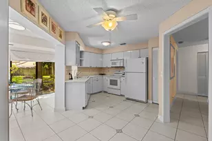 3404 Emerald Oaks Dr, Hollywood, FL 33021 - Photo 14