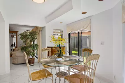 3404 Emerald Oaks Drive #803, Hollywood, FL 33021 - Photo 18
