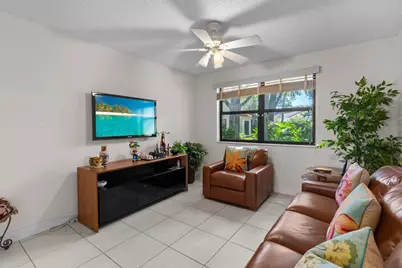3404 Emerald Oaks Drive #803, Hollywood, FL 33021 - Photo 20