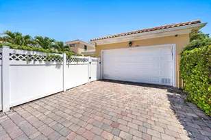 196 Florence Dr, Jupiter, FL 33458 - Photo 24