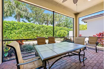 8883 Kingsmoor Way, Lake Worth, FL 33467 - Photo 18