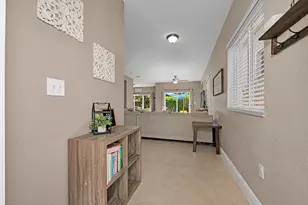 381 NE 35th Ter, Homestead, FL 33033 - Photo 4