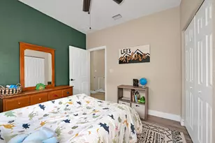 381 NE 35th Ter, Homestead, FL 33033 - Photo 18