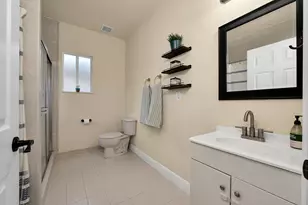381 NE 35th Ter, Homestead, FL 33033 - Photo 20