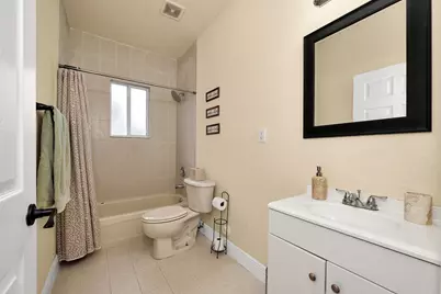381 NE 35th Terrace, Homestead, FL 33033 - Photo 16
