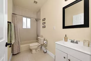 381 NE 35th Ter, Homestead, FL 33033 - Photo 16