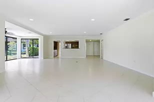 2730 W Polo Island Dr, Wellington, FL 33414 - Photo 4
