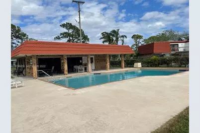 4648 Suburban Pines Drive #4648, Lake Worth, FL 33463 - Photo 8