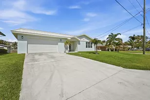 1123 Granada, Hutchinson Island, FL 34949 - Photo 4