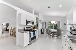 6887 Viale Elizabeth, Delray Beach, FL 33446 - Photo 16