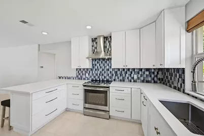4111 NE 26th Terrace, Lighthouse Point, FL 33064 - Photo 18