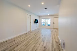 9058 NW 192nd Terrace, Miami Lakes, FL 33018 - Photo 10