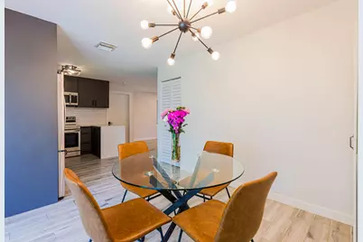 9058 NW 192nd Terrace, Miami Lakes, FL 33018 - Photo 8