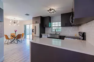 9058 NW 192nd Terrace, Miami Lakes, FL 33018 - Photo 6