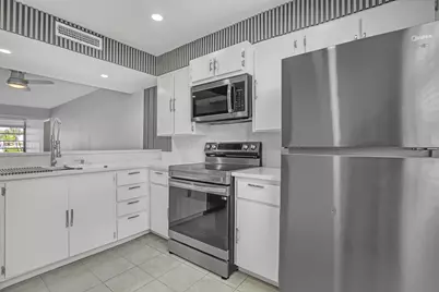 3650 Whitehall Drive #201, West Palm Beach, FL 33401 - Photo 16