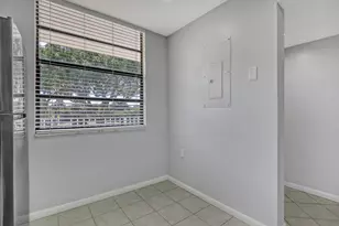 3650 Whitehall Dr, West Palm Beach, FL 33401 - Photo 14