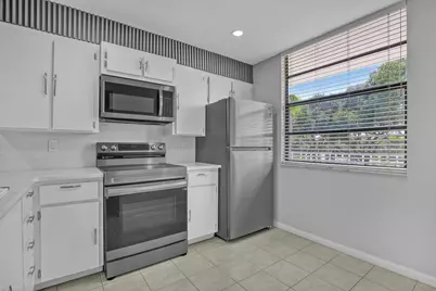 3650 Whitehall Drive #201, West Palm Beach, FL 33401 - Photo 14