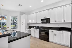 8198 Azure Coast Blvd, Lake Worth, FL 33467 - Photo 4