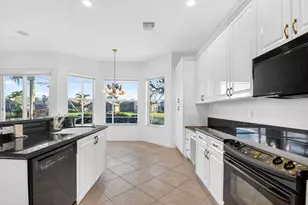8198 Azure Coast Blvd, Lake Worth, FL 33467 - Photo 6