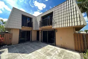 5714 57th Way, West Palm Beach, FL 33409 - Photo 2